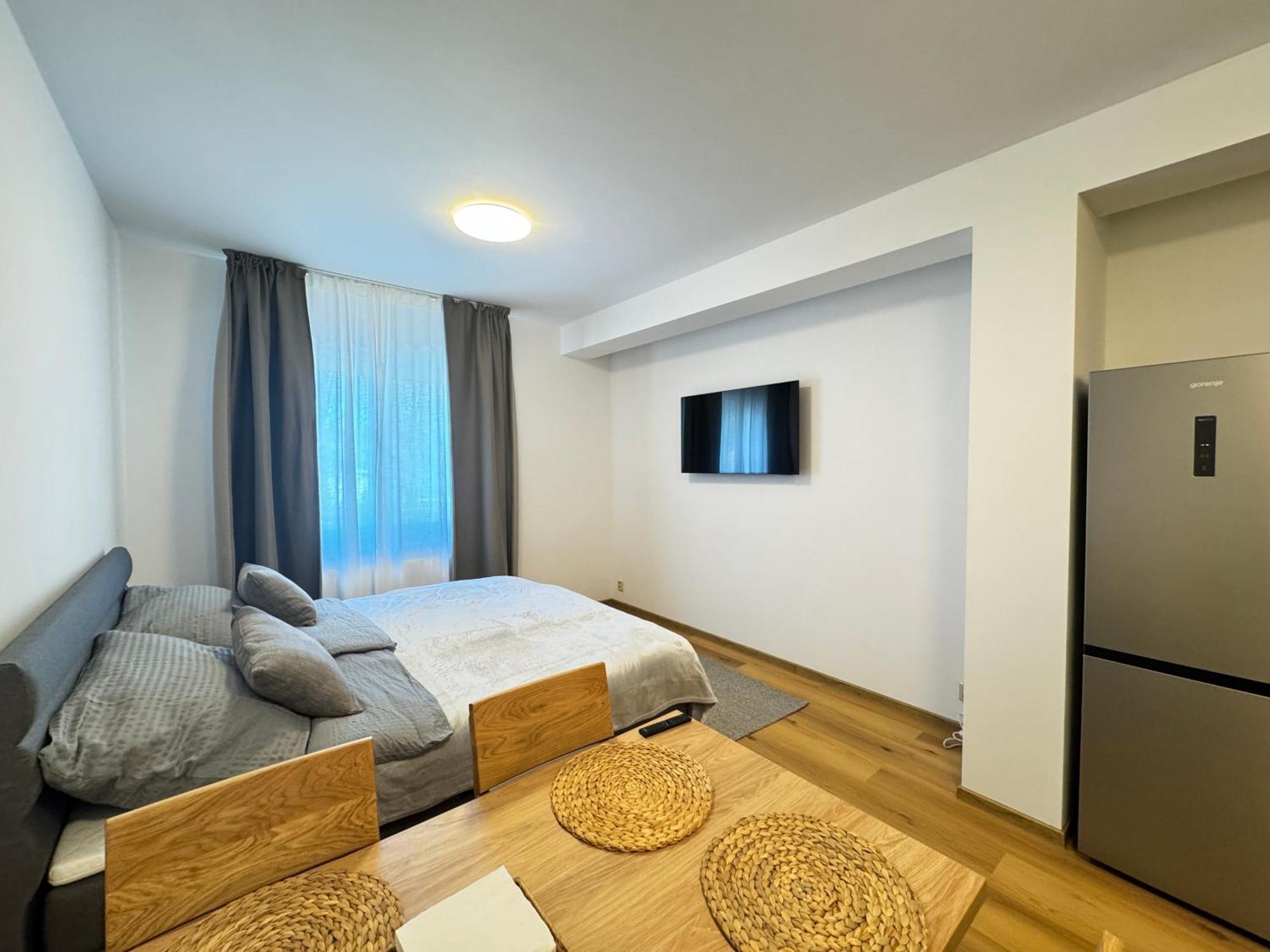 Riverside Apartment Praha Eksteriør billede