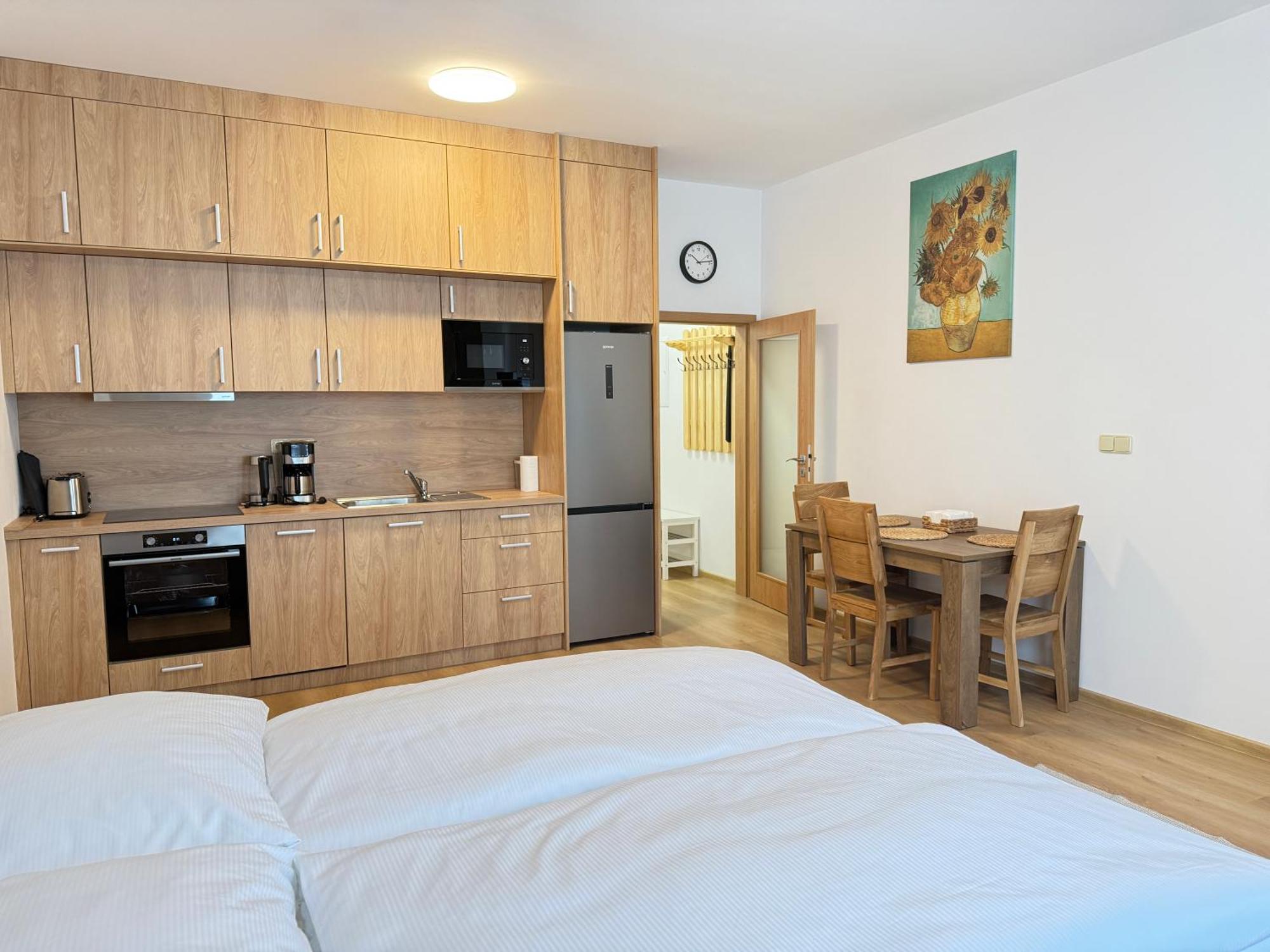 Riverside Apartment Praha Eksteriør billede